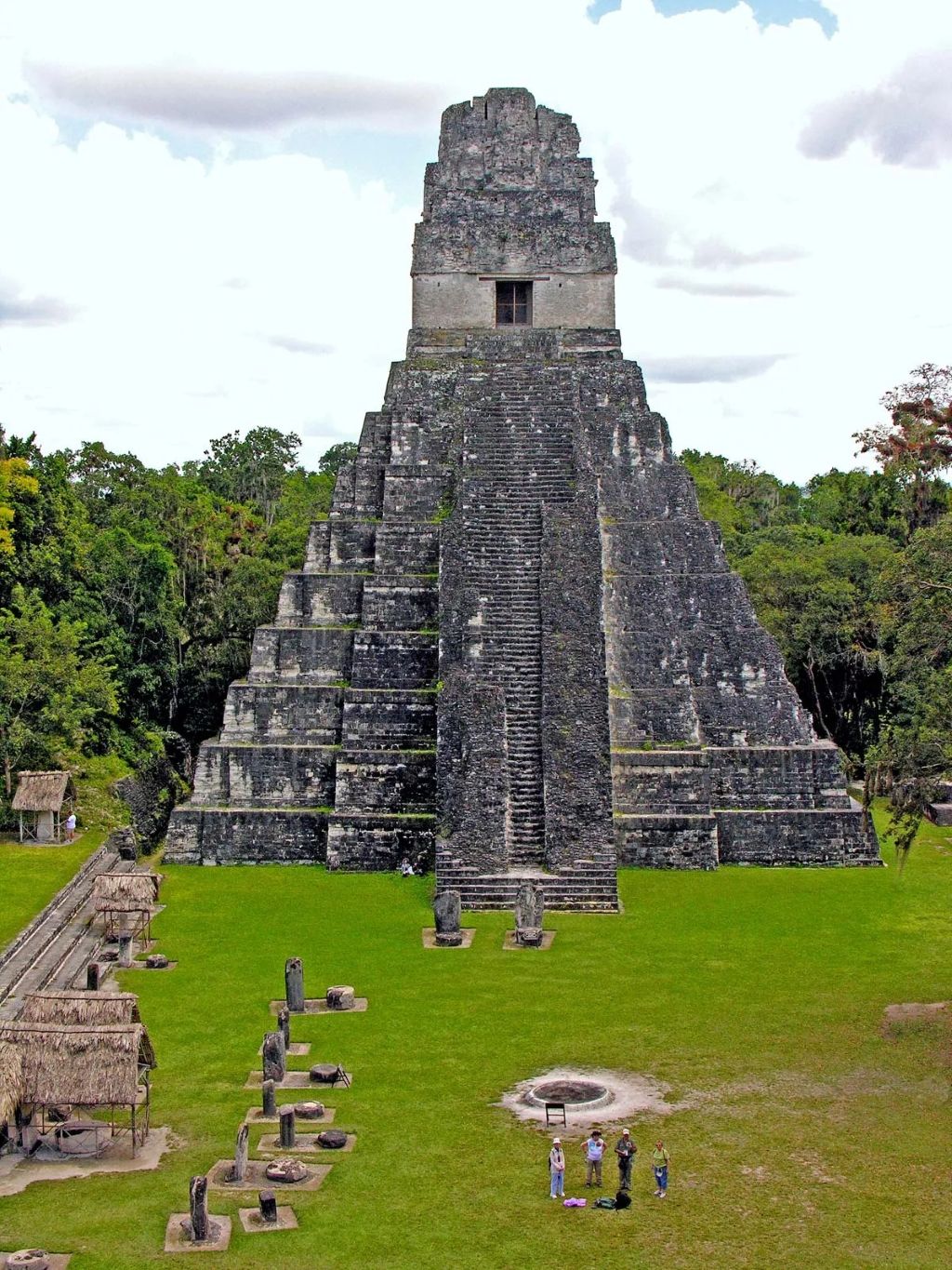 Temple-Jaguar-Pyramid-Guatemala-britannica1.jpg