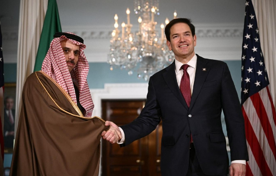 الرياض وواشنطن ملف.png