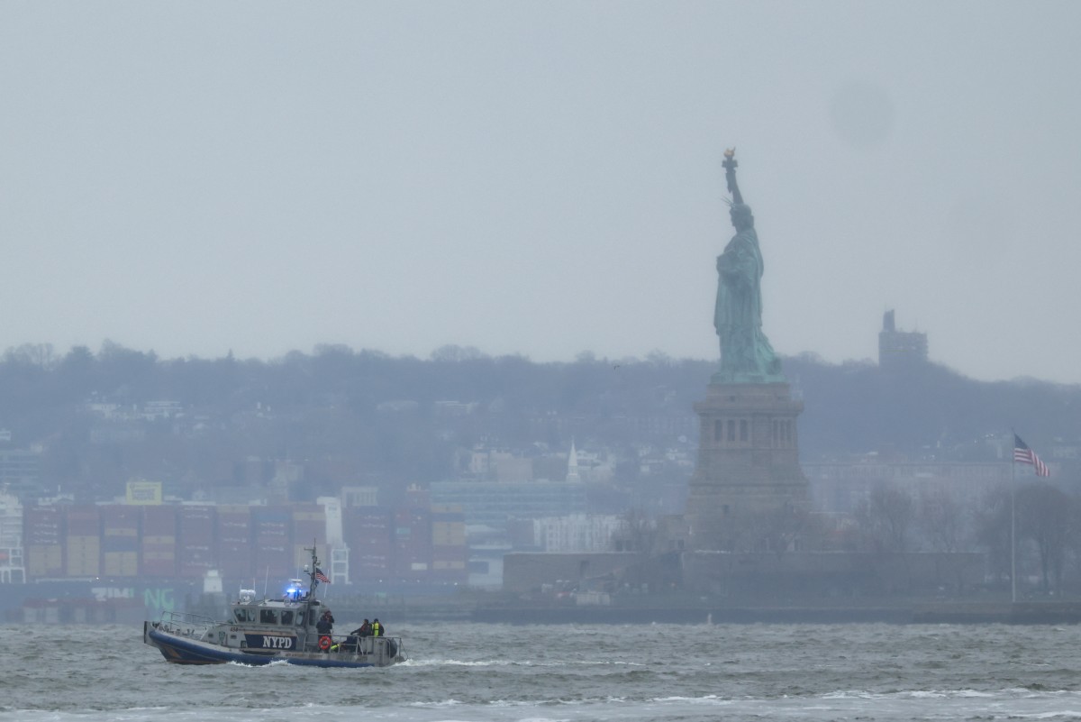 AFP__20250410__39X62QH__v2__Preview__UsCrashHelicopterNewYork.jpg
