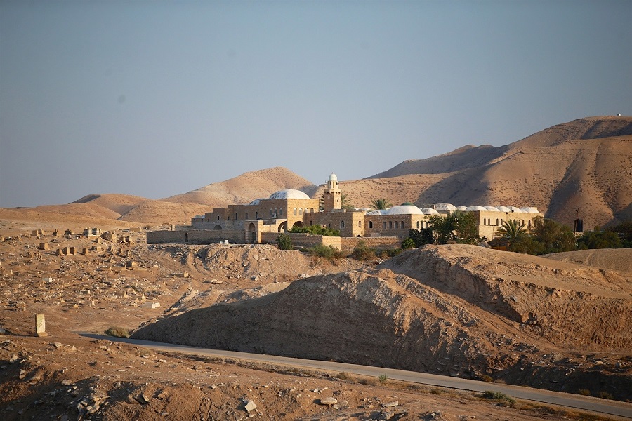 thumbnail_مقام اسلامي وفا.jpg