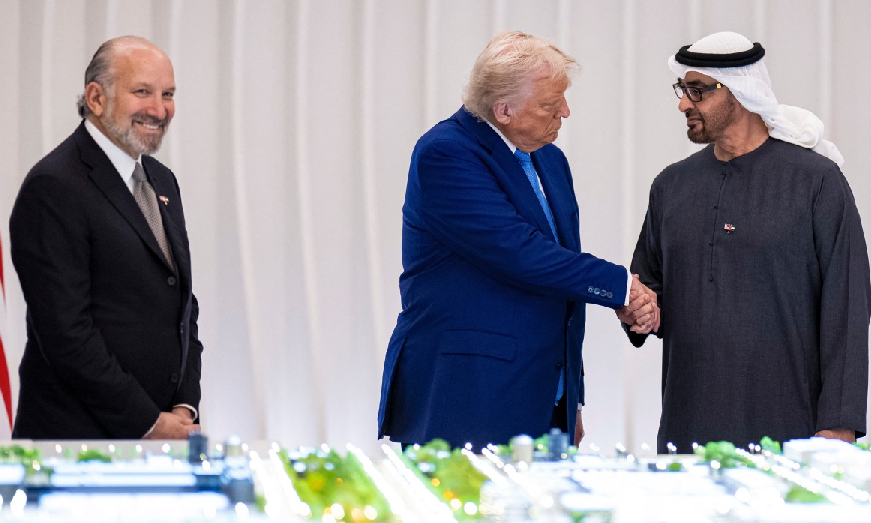 الإمارات ملف.png