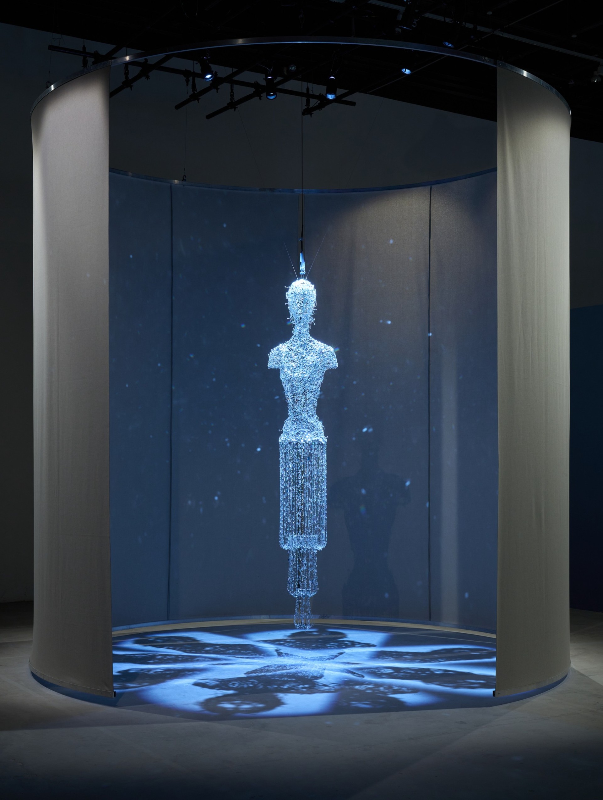 thumbnail_لي بول- شكل كريستالي- 2006.jpg