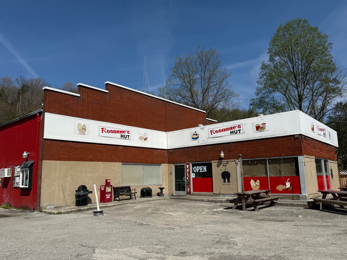 مطعم "كوخ روزماري" المحلي في كمبرلاند (آنابيل غروسمان/اندبندنت)