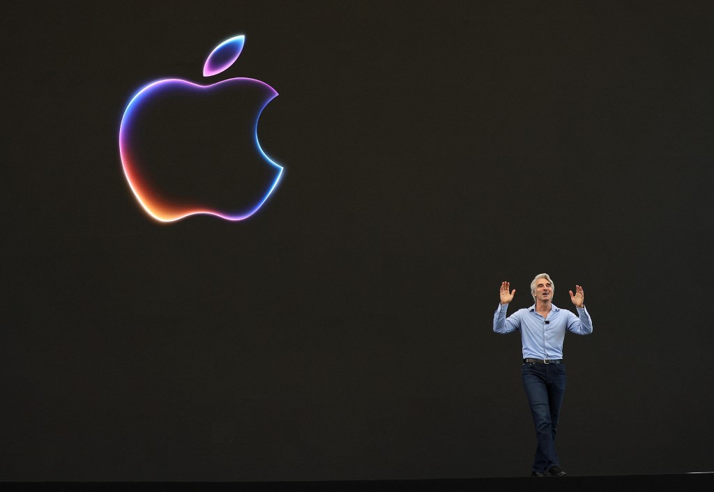 AFP__20240611__2156972167__v3__MidRes__AppleHoldsAnnualWorldwideDevelopersConference.jpg