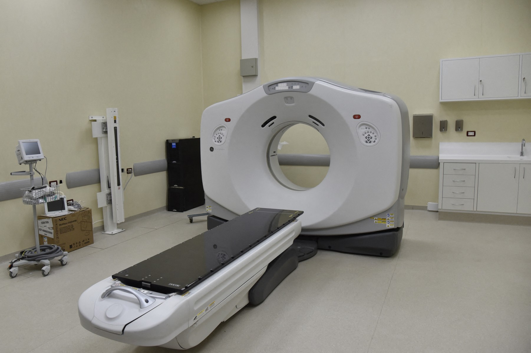 AFP__20200310__1PR9V3__v1__MidRes__BoliviaRussiaNuclearMedicineAgriculture (1).jpg