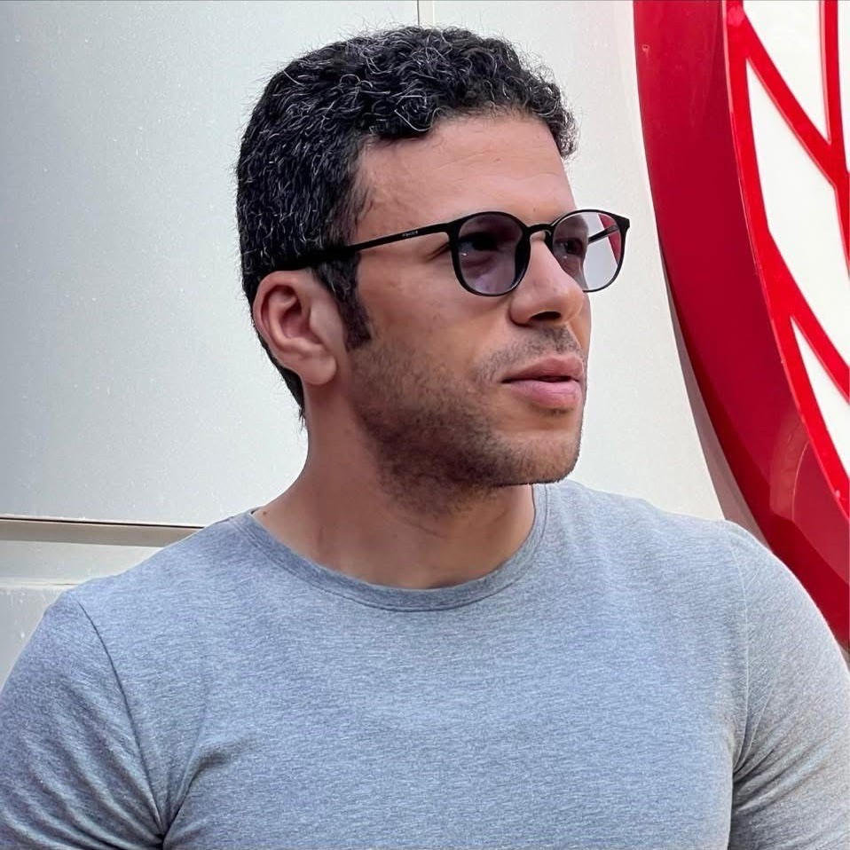 thumbnail_الروائي محمد الفولي.jpg