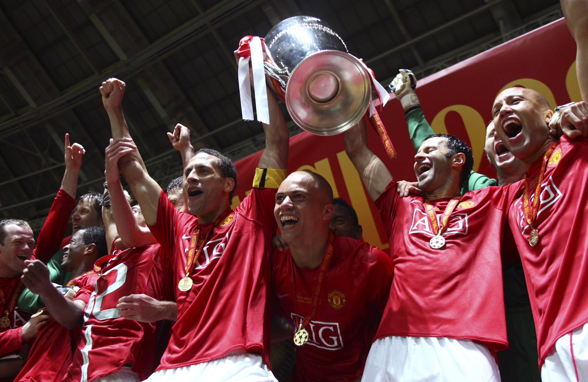 2008-05-21T120000Z_1883519463_GM1E45M0L5801_RTRMADP_3_UEFA-CHAMPIONS.JPG