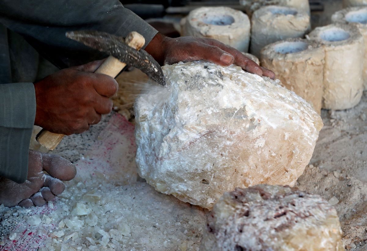 النحت في مصر... بين ذاكرة التاريخ وصخب اليوم