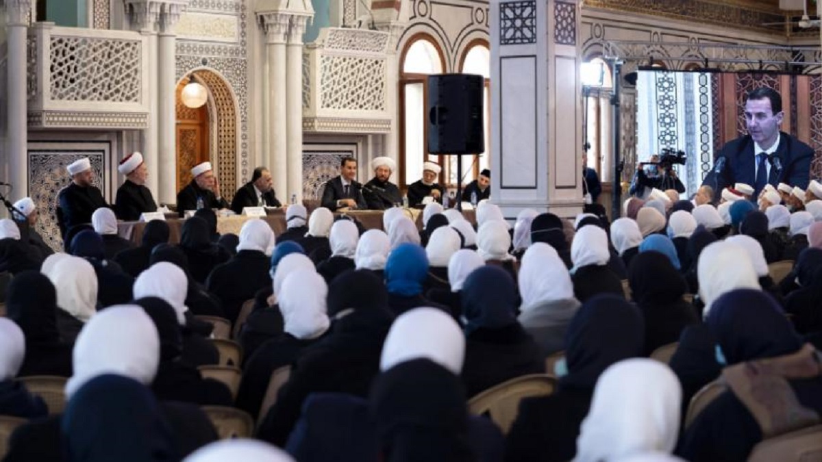  قبيسيات الأسد... قوة سورية ناعمة مخلوعة مع النظام