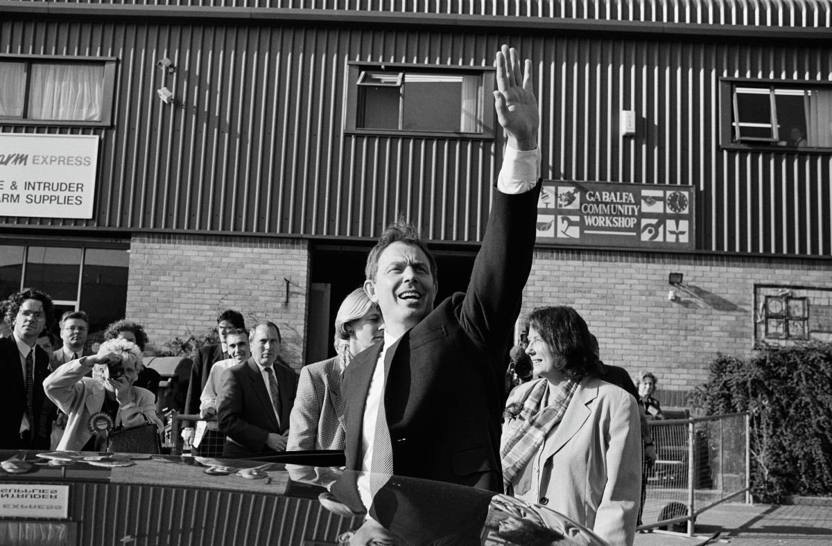 من بدايات بلير (غيتي)