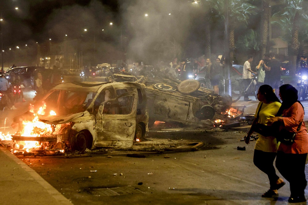 اندلعت احتجاجات دامية في المغرب للمطالبة بتحسين السكن والمنظومة الصحية والتعلينية الصورة من أ.ف.ب.jpg1_.jpg