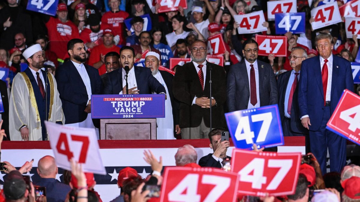 Arab-American-and-Muslim-Voters-at-Trump-Rally-in-Novi_-MI-on-Oct-26_Courtesy-of-Detroit-Free-Press_-1200x675.jpg