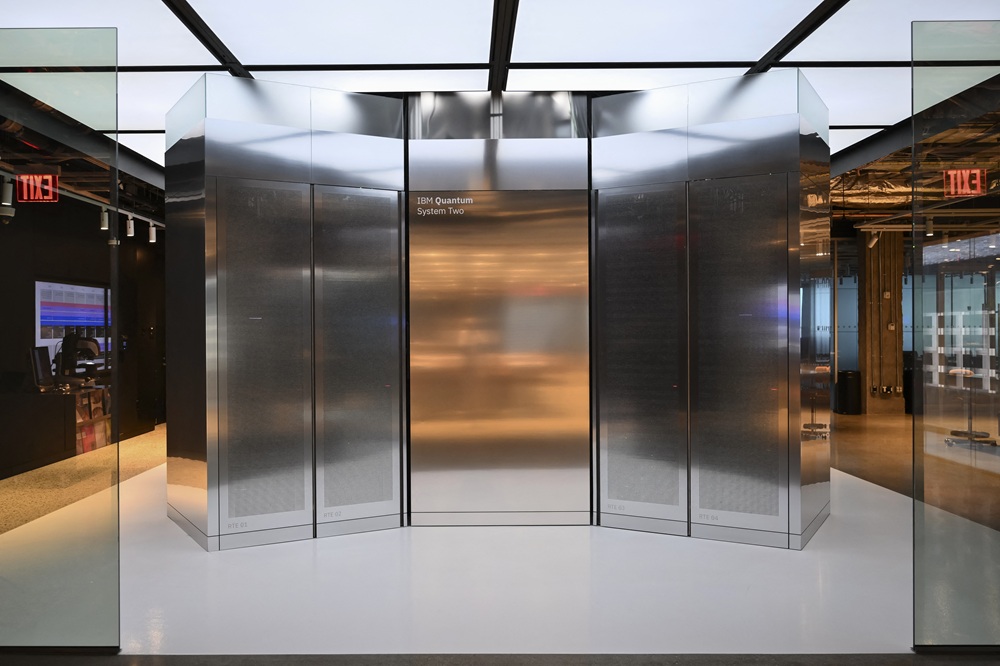 IBM Quantum System Two afp.jpg