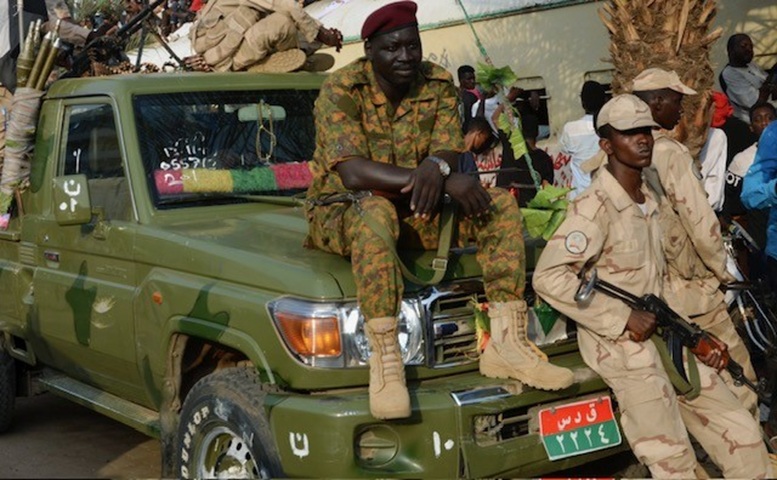 جيل ضائع في السودان أطفال يحملون البنادق بدل الكتب