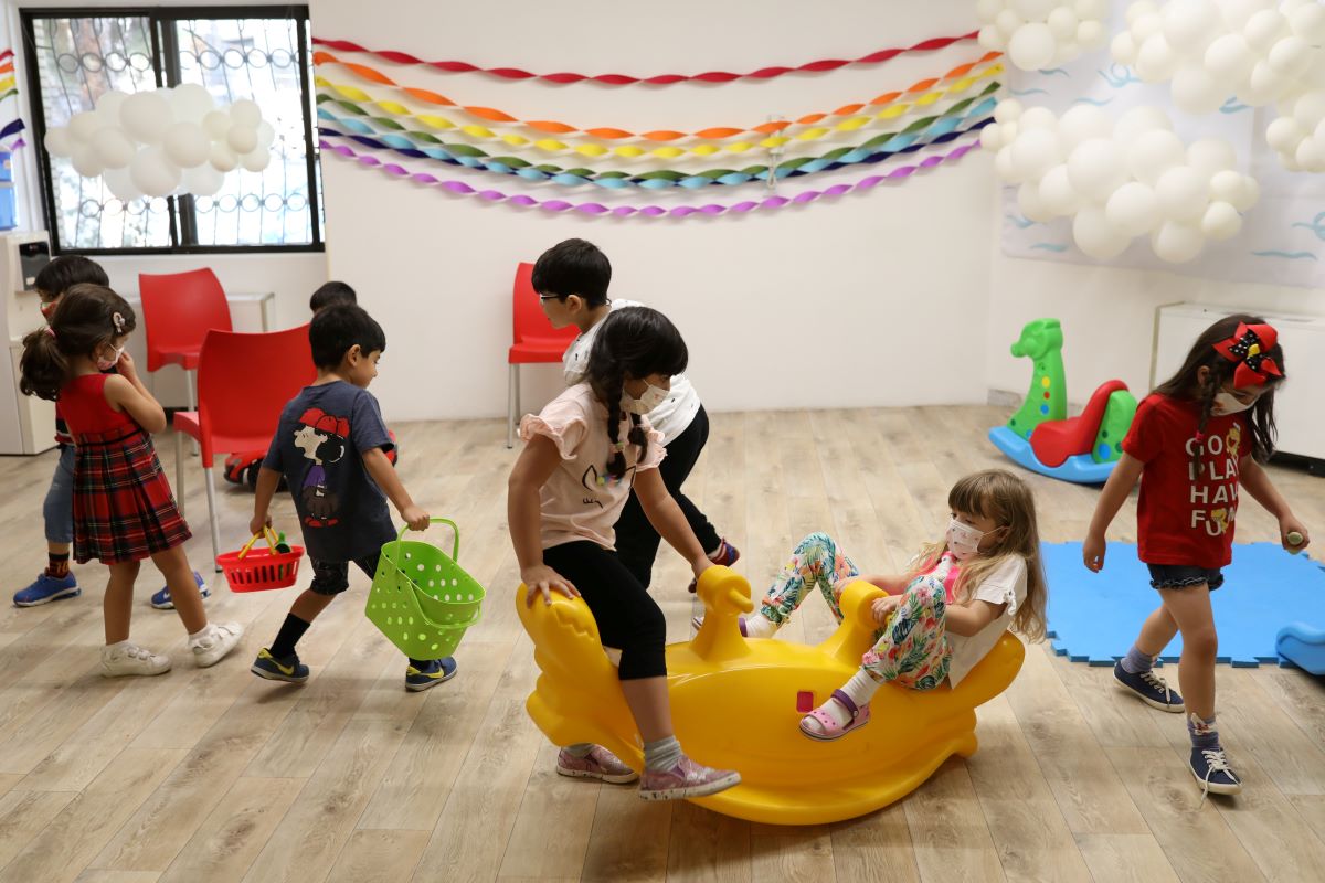 الحضانات في مصر... صغار بلا رقابة