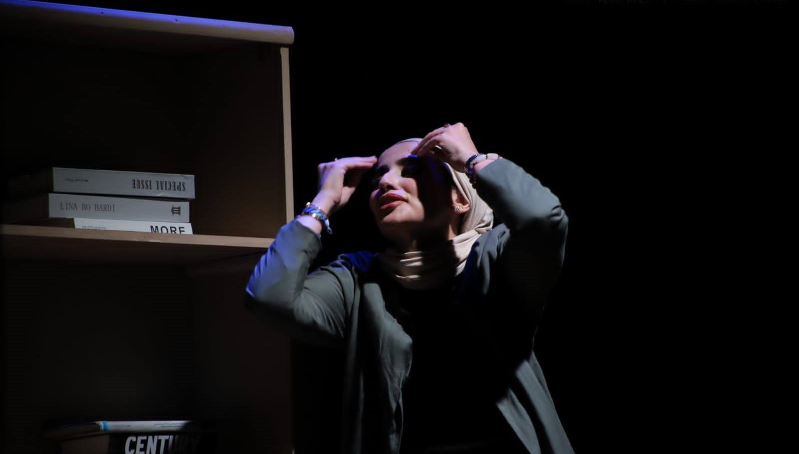 thumbnail_مزاد عاطفي 12.jpg