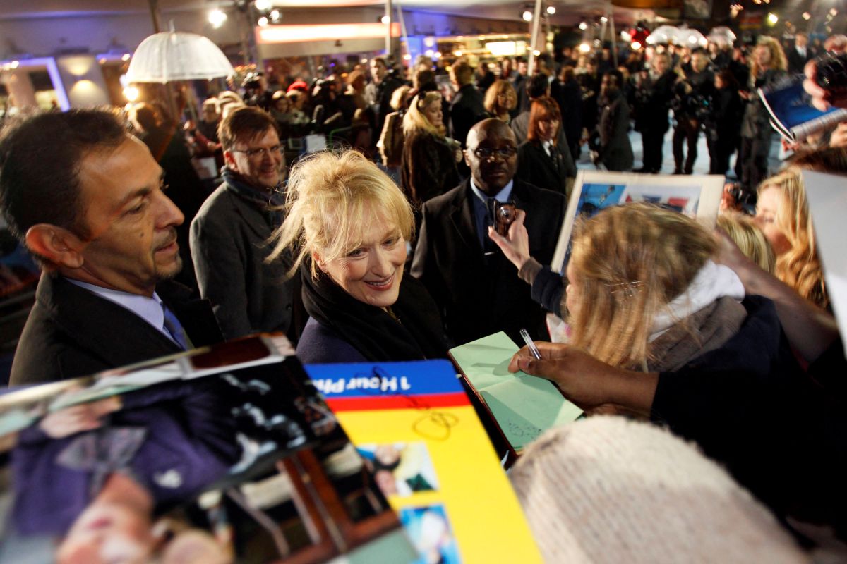 في لندن بعد نحاجها في دور تاتشر (أ ف ب).jpg