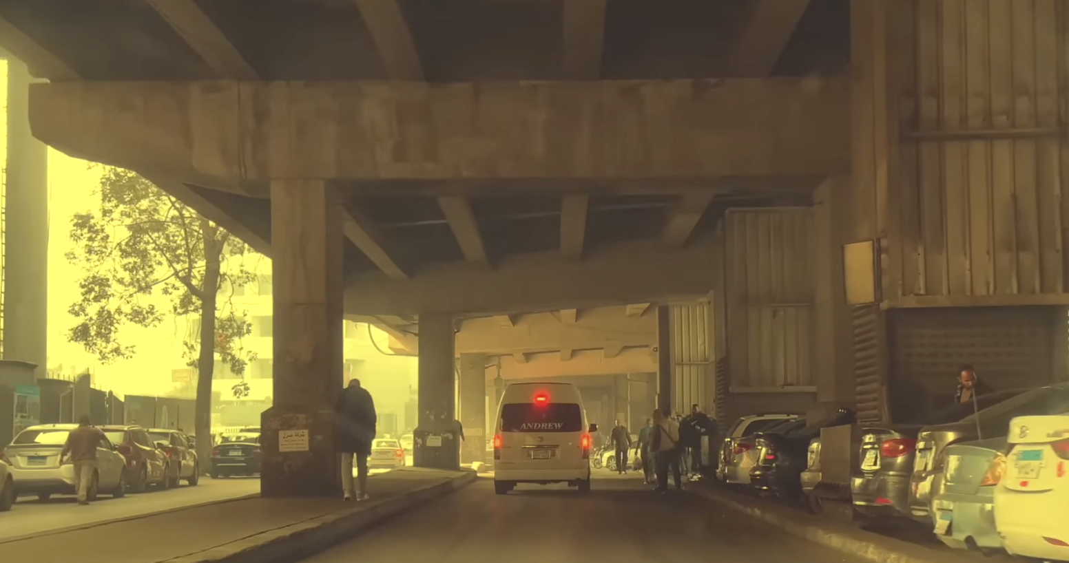 لقطة من العمل (اندبندنت عربية)