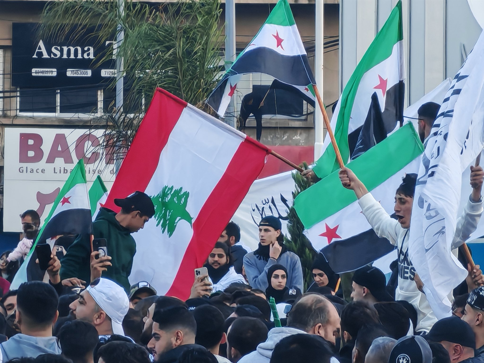 مواقع التواصل الاجتماعي.jpg