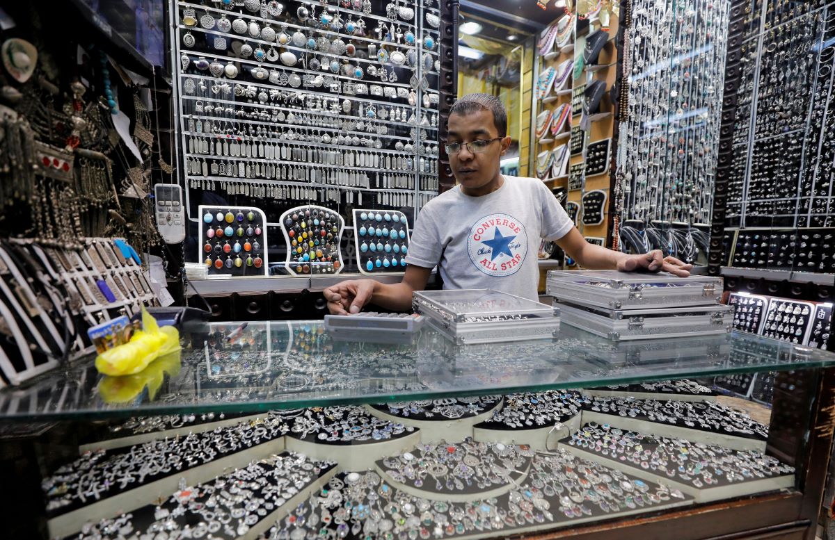 2019-10-22T114720Z_1107584850_RC19F4B712A0_RTRMADP_3_EGYPT-ECONOMY.JPG