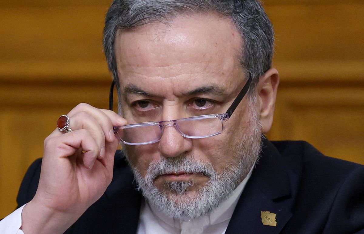 2026-02-16T073147Z_948672386_RC2BIIAVK5WI_RTRMADP_3_IRAN-CRISIS-GENEVA.JPG