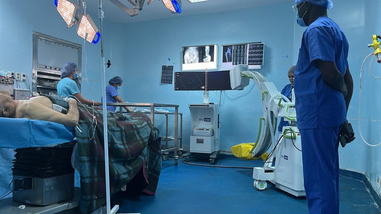 نزف الهجرة يهدد قطاع الصحة في تونس