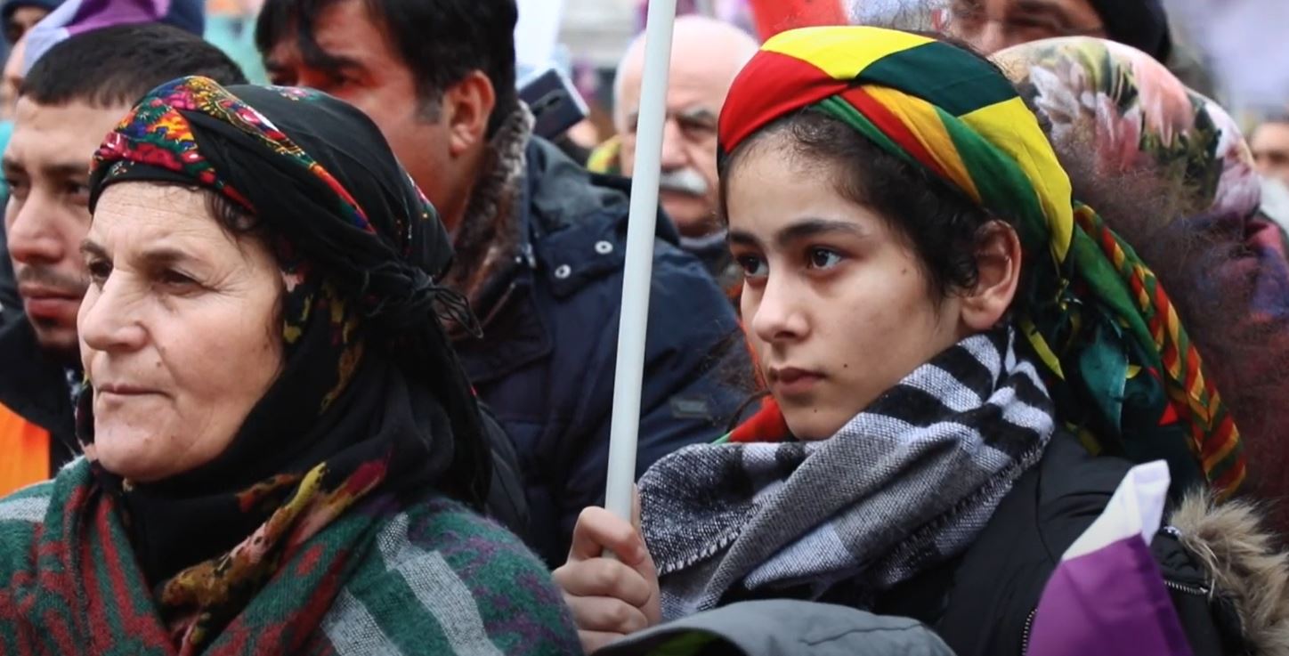 femmes-kurdes-manifestation.jpg