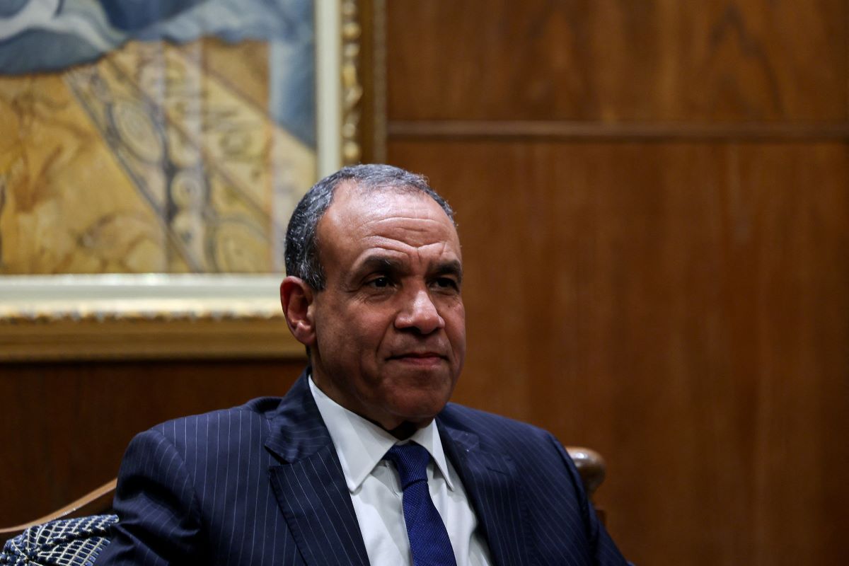 مسارات دبلوماسية... مصر تبحث الوساطة الفاعلة للحرب