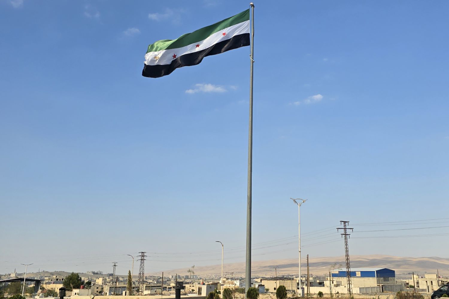 نار الشرق... دخان حرب إيران يغطي سوريا