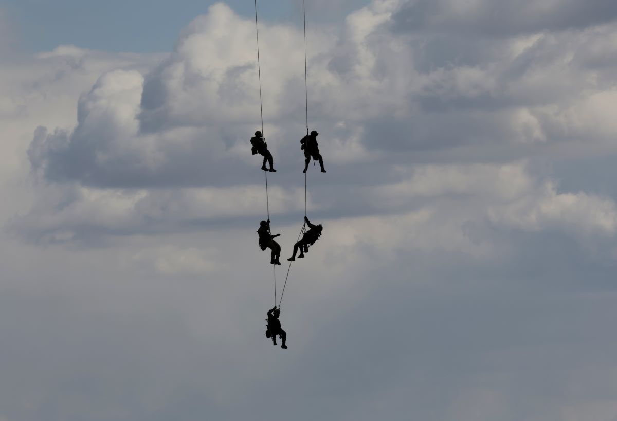 2022-04-08T133902Z_830940589_RC21JT9I8D49_RTRMADP_3_UKRAINE-CRISIS-POLAND-MILITARY-TRAINING.JPG