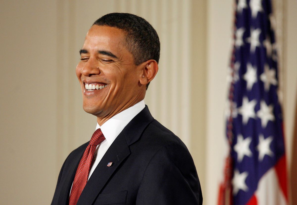 2009-02-10T000000Z_366095289_GM1E52A0S6E01_RTRMADP_3_OBAMA.JPG