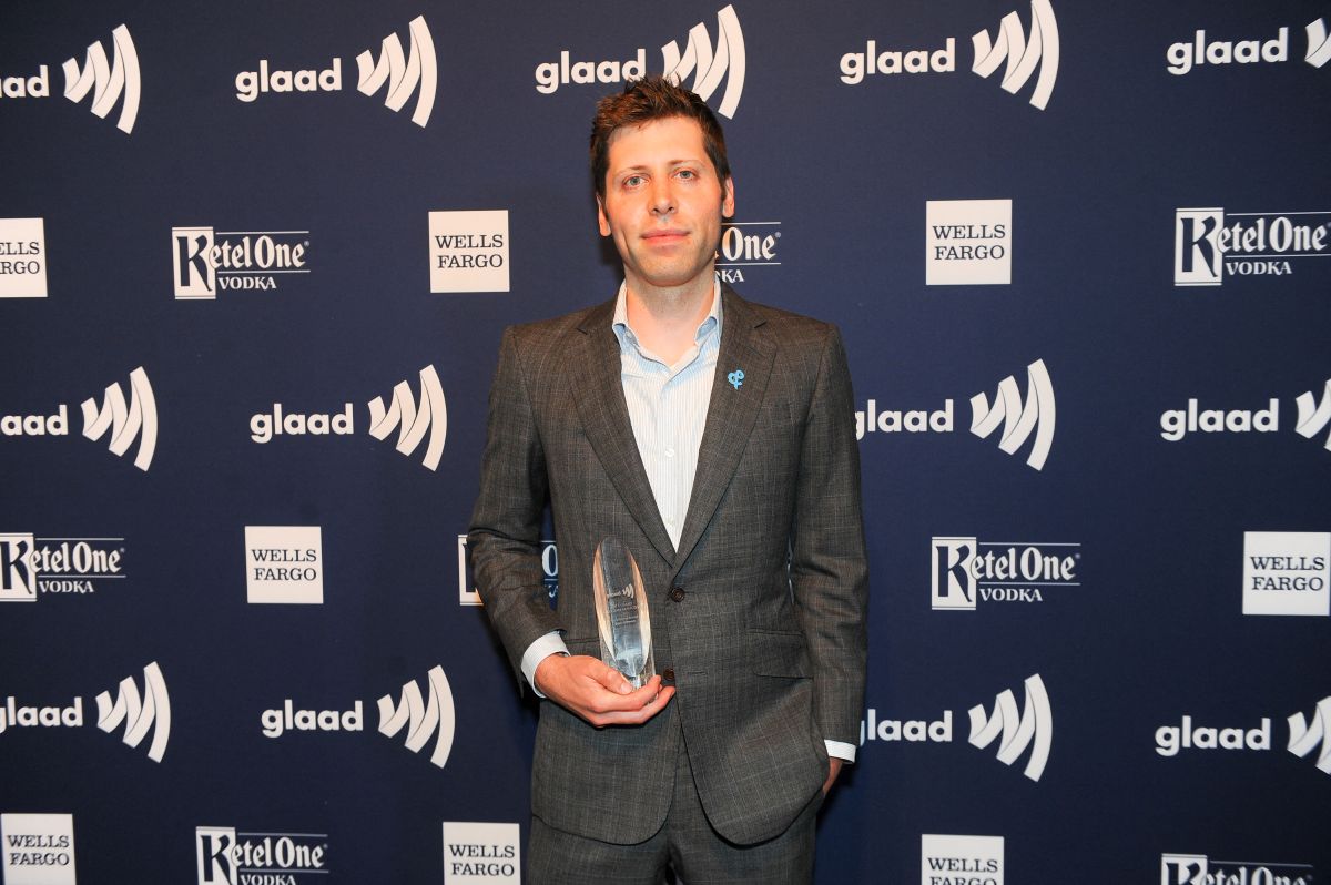 في حفل GLAAD لعام 2017 الذي أقيم في «سيتي فيو» (أ ف ب).jpg