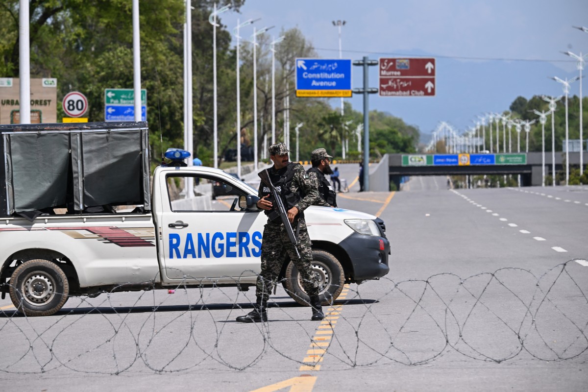 AFP__20260410__A7CP2CQ__v1__MidRes__PakistanWarIranUsIsraelDiplomacy.jpg