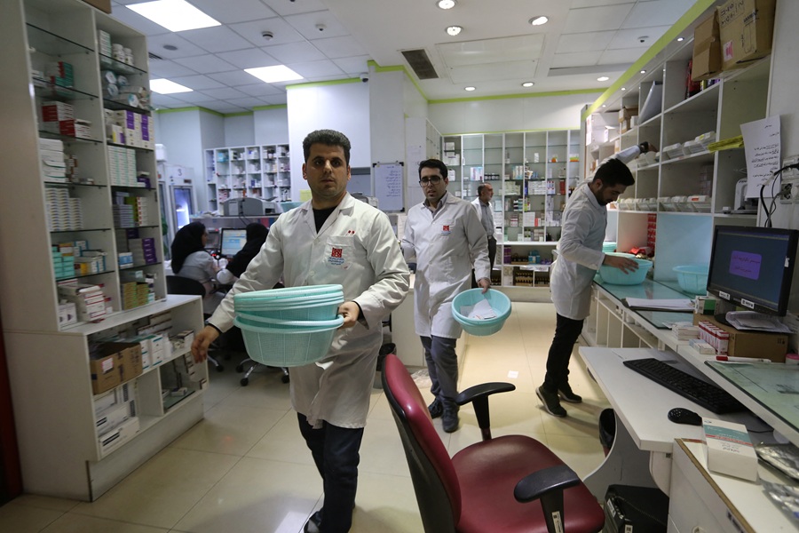 AFP__20200225__1P767P__v1__HighRes__IranHealthUsSanctions.jpg