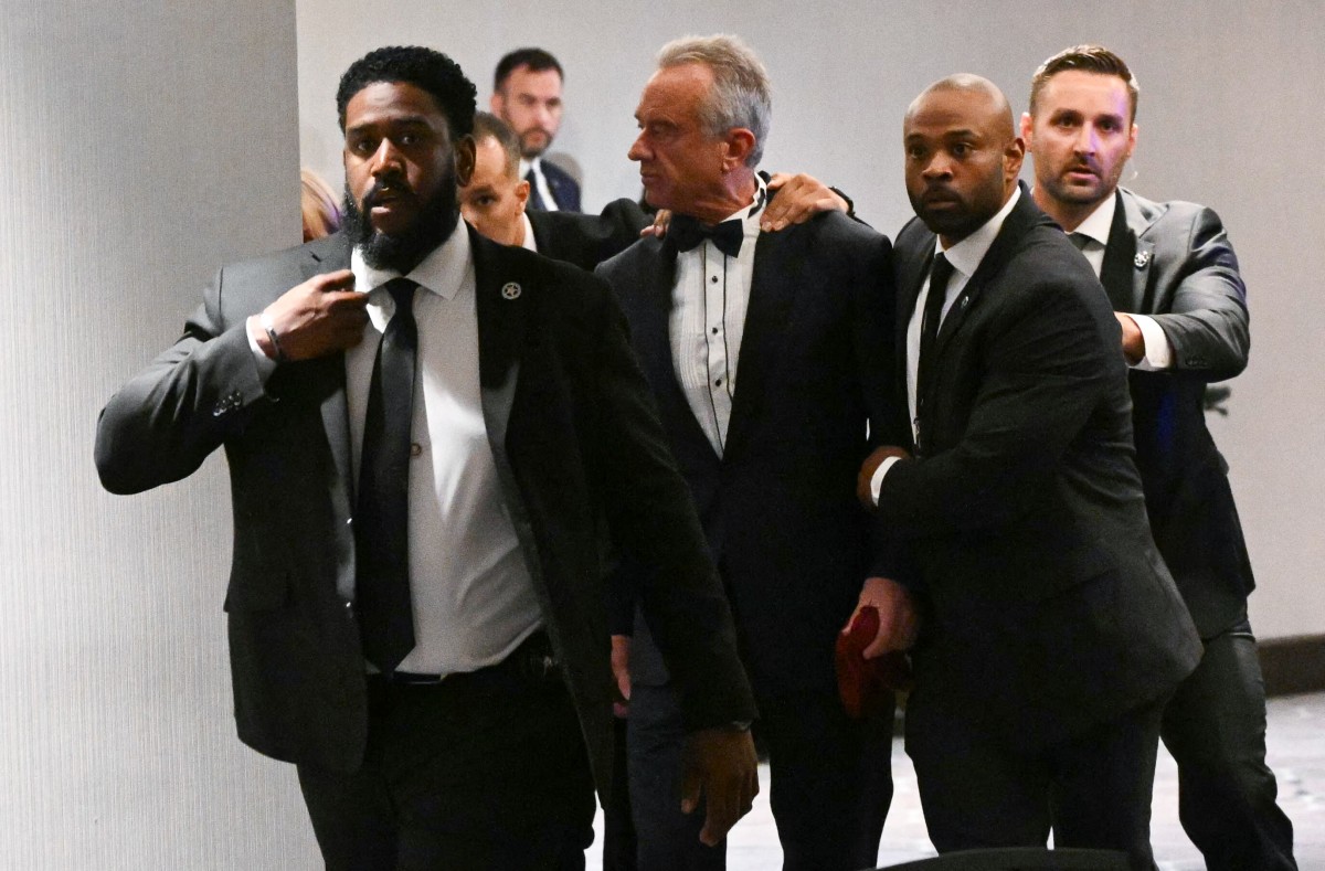 AFP__20260426__A8YW84M__v2__MidRes__WhiteHouseCorrespondentsAssociationDinner.jpg