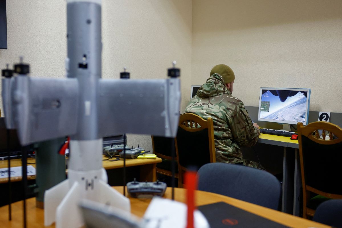 2026-04-17T081523Z_1099519992_RC2TKKAGWX2W_RTRMADP_3_UKRAINE-CRISIS-PRIVAT-AIR-DEFENCE.JPG