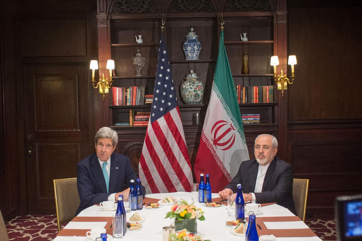 kerry-iran-foreignminister.jpg