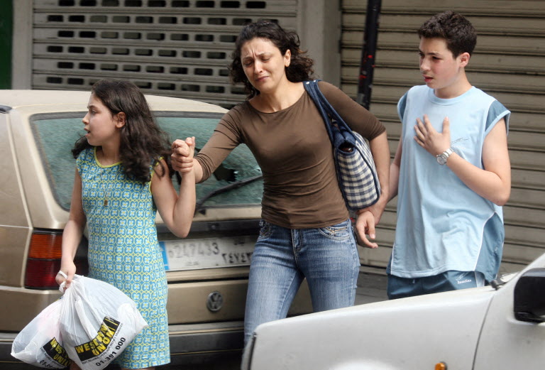 AFP__20080507__Nic262214__v2__MidRes__LebanonStrikeInflation.jpg