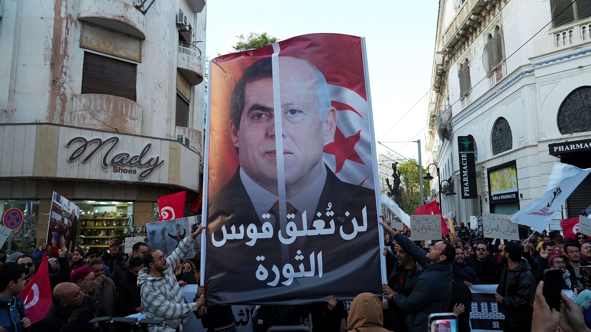 يأتي_القرار_في_خضمّ_قطيعة_بين_المجتمع_المدني_والمعارضة_من_جهة_والسلطة_التونسية_من_جهة_أخرى_الصورة_من_رويترز.jpg1_.jpg