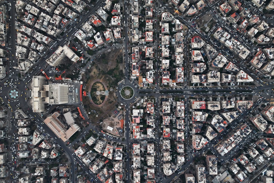 AFP__20250112__36TK9J2__v3__HighRes__TopshotSyriaEconomyUrban.jpg