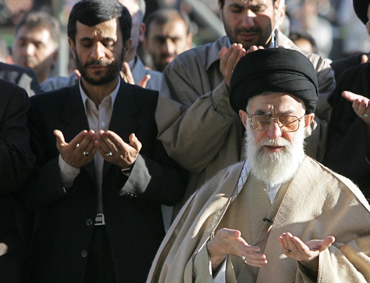 في صلاة العيد 2005 (أ ف ب).jpg