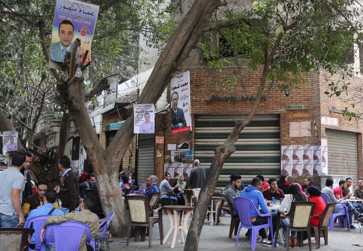2015-11-23T120000Z_1313031215_GF20000070838_RTRMADP_3_EGYPT-ELECTIONS.JPG