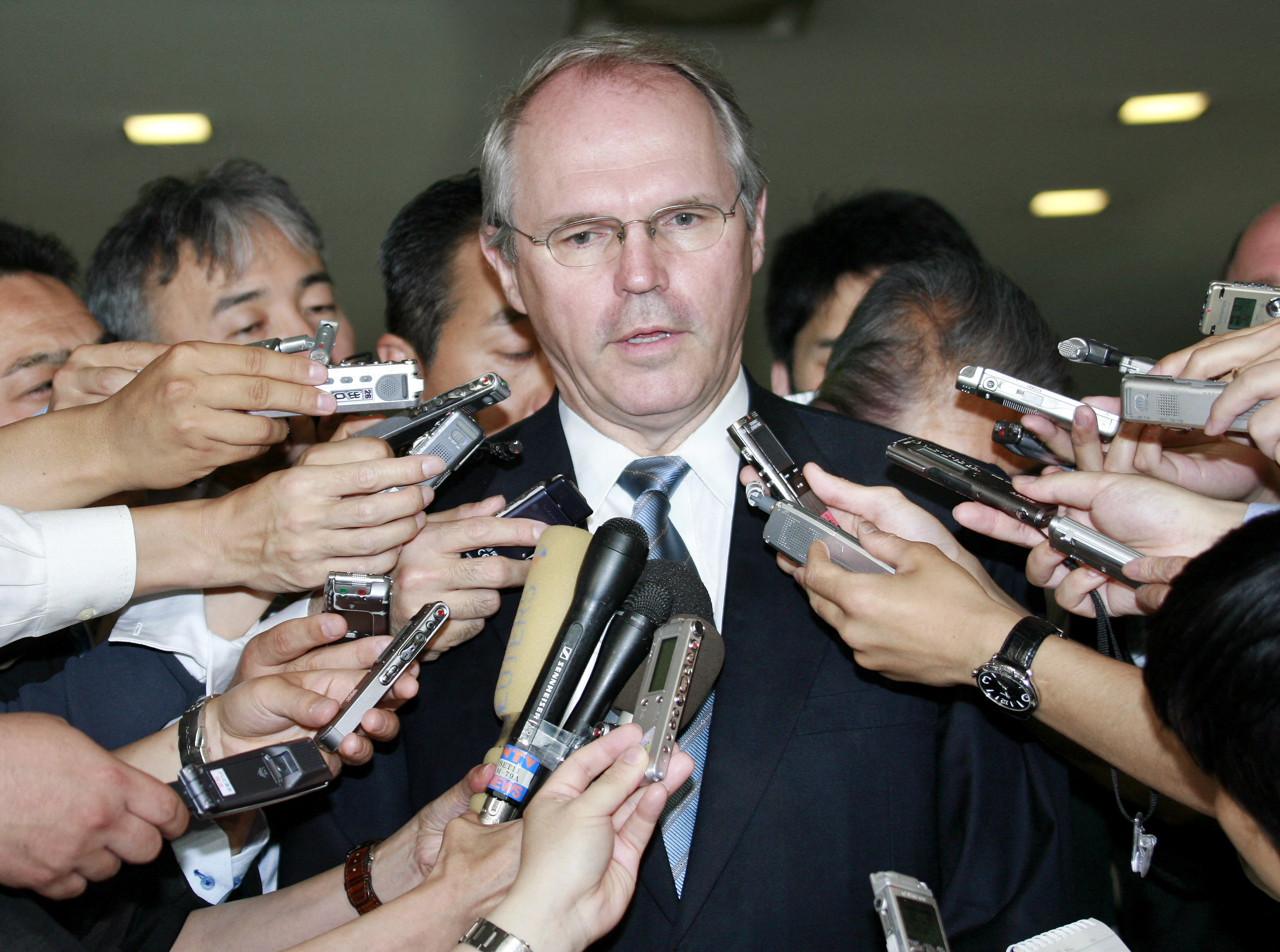AFP__20070620__Hkg629188__v1__HighRes__JapanUsNkorea.jpg