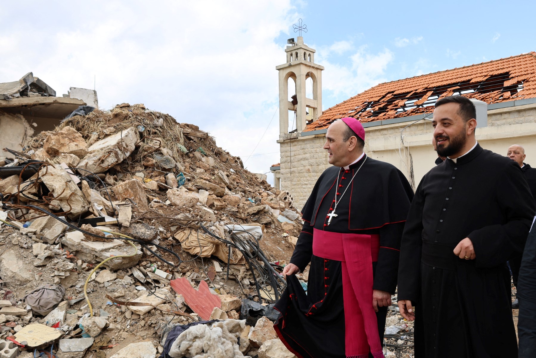 AFP__20250413__427H4T2__v1__MidRes__LebanonIsraelConflictReligionChristianityPalmSun.jpg