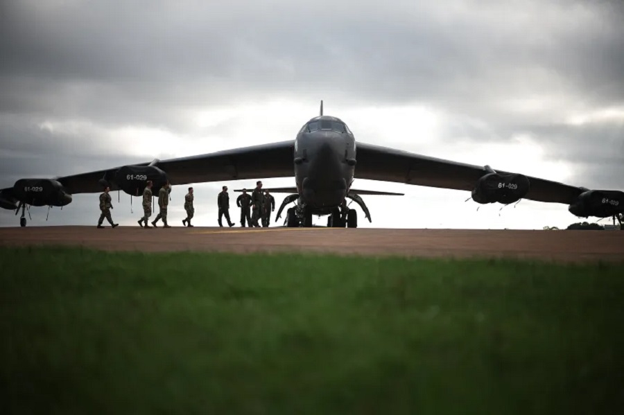 B52.jpg