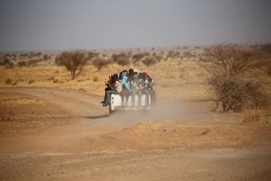 مكن_إلغاء_المجلس_العسكري_الحاكم_في_النيجر_قانون_2015_الذي_يجرم_تهريب_المهاجرين_من_إحياء_خطّ_أغاديز_الذي_يعبر_منه_المهاجرين_الصورة_من_رويترز.jpg
