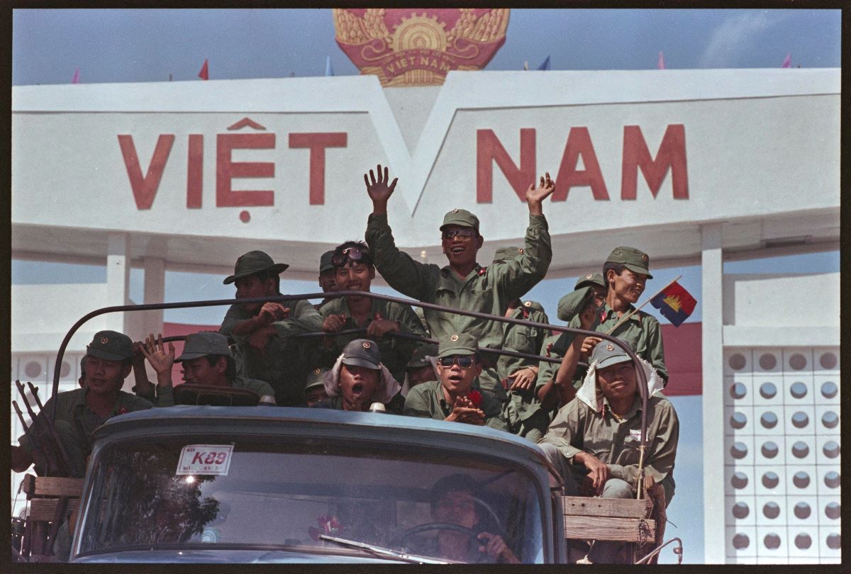 2024-10-22T193504Z_1983982684_RC2CHP3UZ4R7_RTRMADP_3_REUTERS-ARCHIVE.JPG