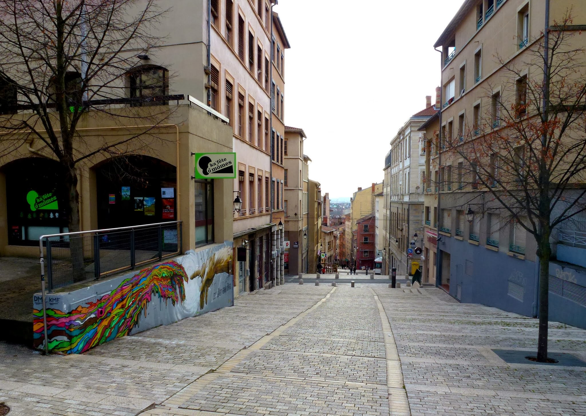 art-crea-dieu-croix-rousse-lyon-1.jpg