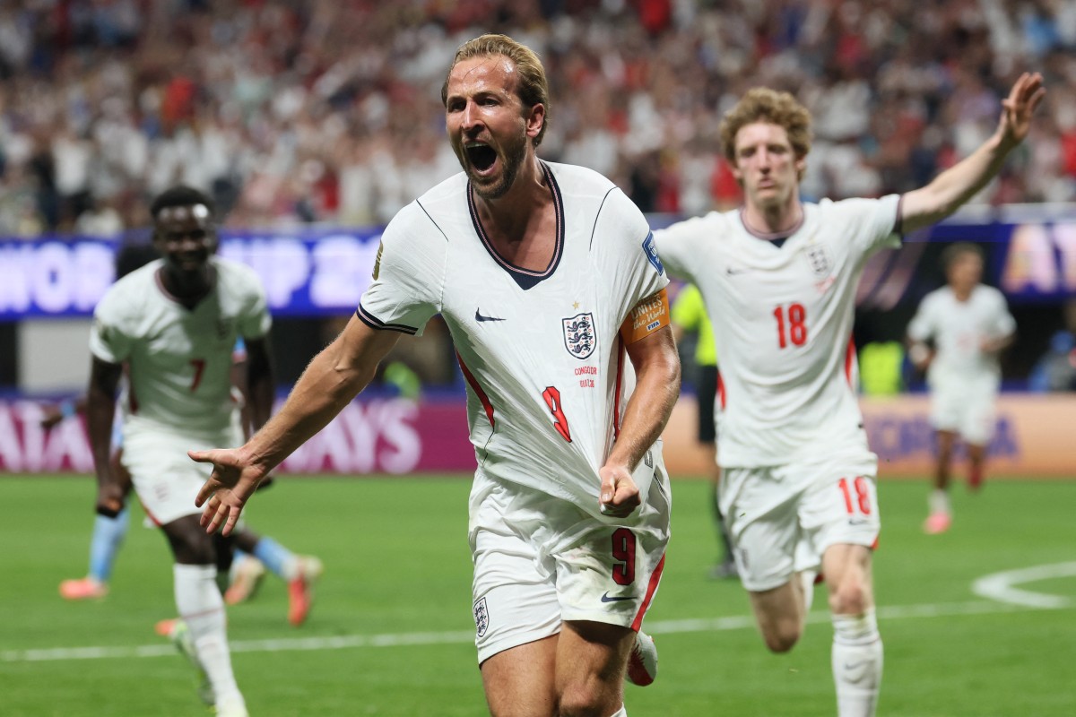 AFP__20260701__B8Y4364__v3__MidRes__TopshotFblWc2026Match80EngCod.jpg