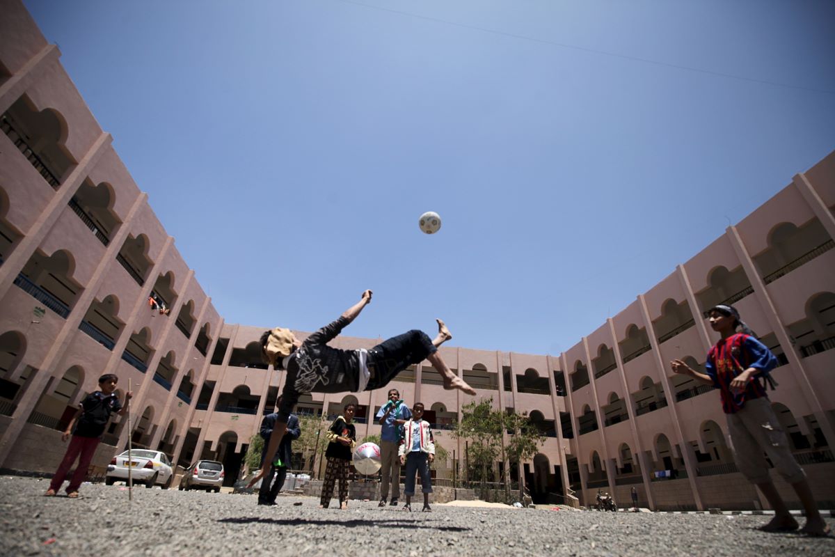2015-05-17T120000Z_300551764_GF10000098000_RTRMADP_3_YEMEN-SECURITY.JPG